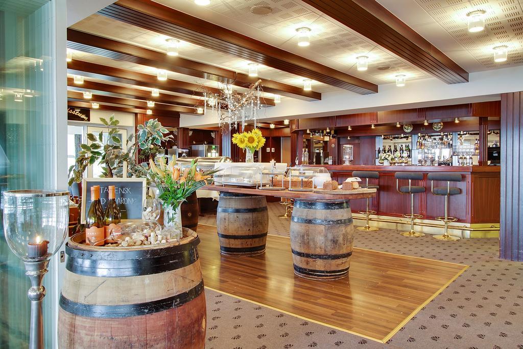 Hotel Pinenhus Glyngøre エクステリア 写真