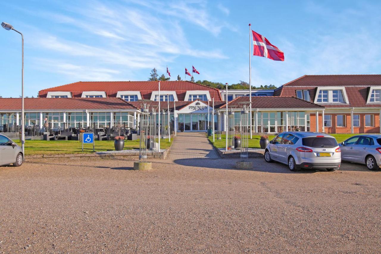 Hotel Pinenhus Glyngøre エクステリア 写真