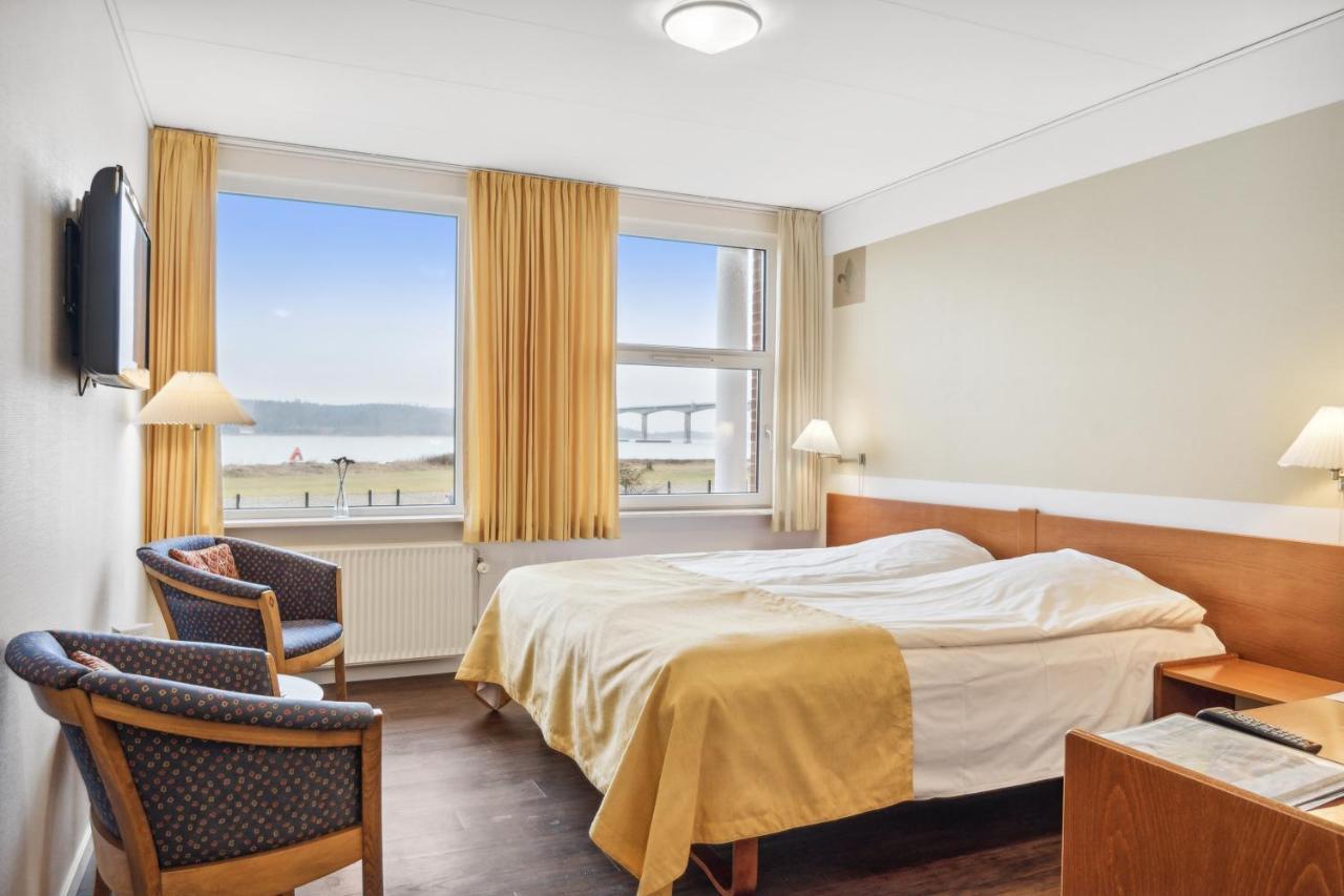 Hotel Pinenhus Glyngøre エクステリア 写真