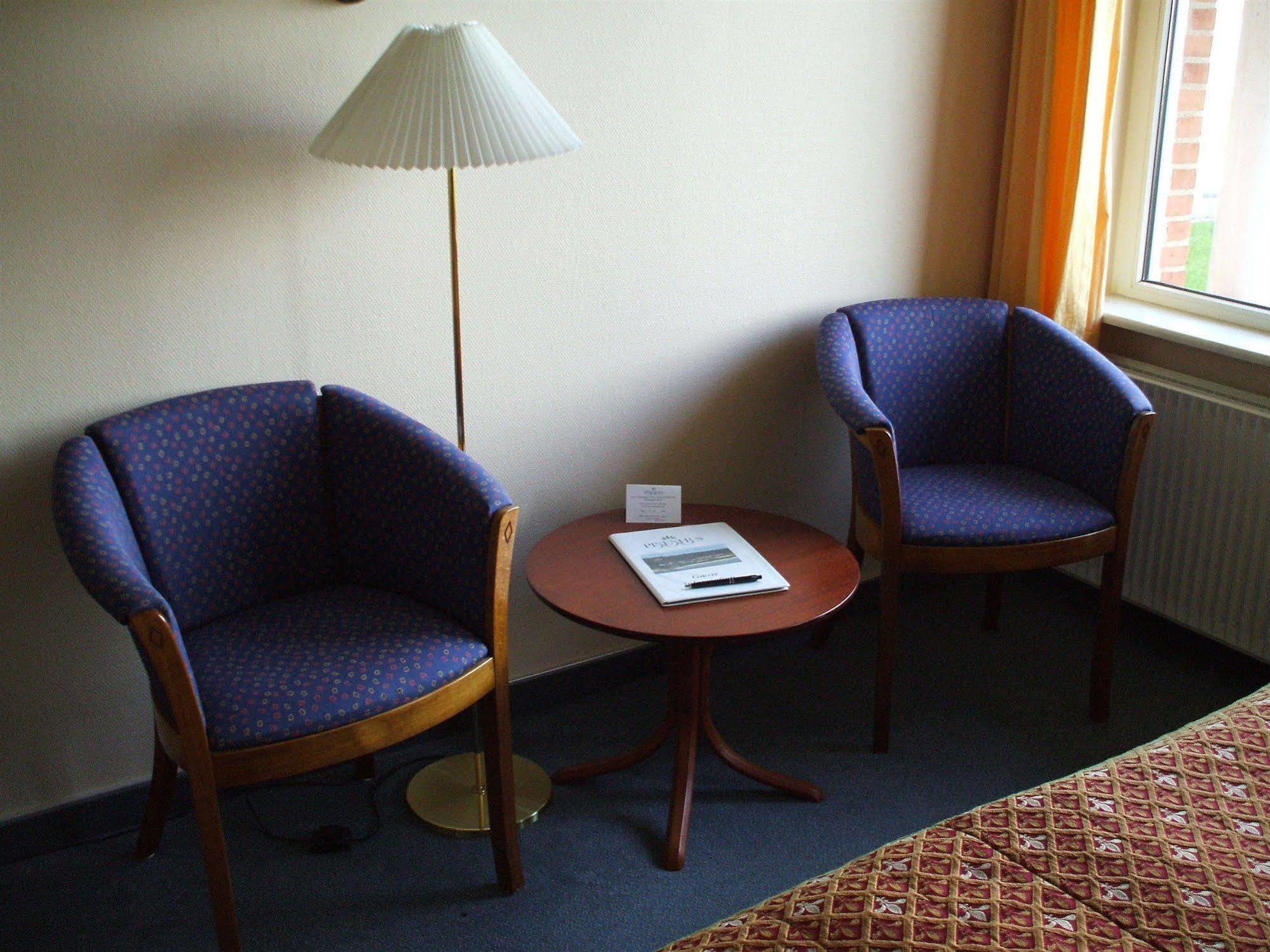 Hotel Pinenhus Glyngøre エクステリア 写真